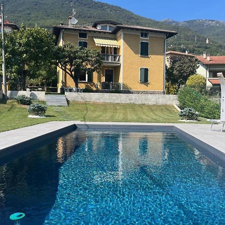 Casa Gialla Gera Lario Exteriér fotografie